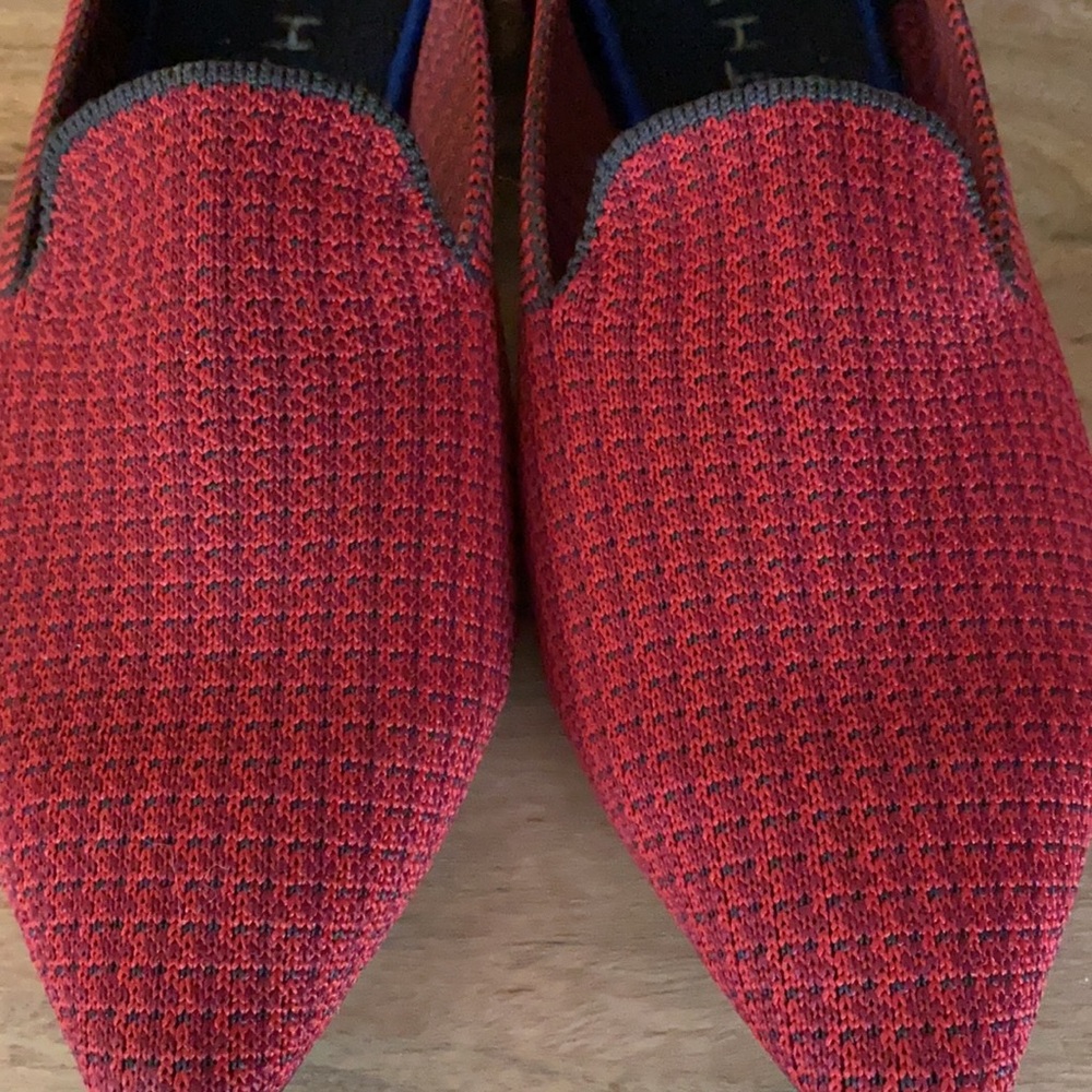 Very rare Scarlet Tweed “the point” Rothy’s!